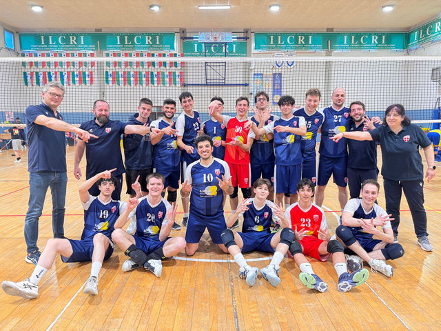 PRIMA DIVISIONE CONQUISTA LA SEMIFINALE !!